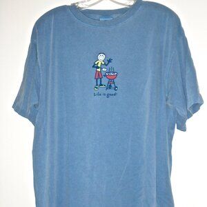 LIFE IS GOOD MEN'S BLUE SHORT SLEEVED T-SHIRT MAN BARBEQUING AT THE GRILL SIZE L